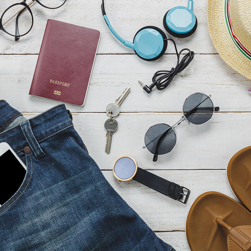 Accessorizing for Work vs. Weekend: A Guide